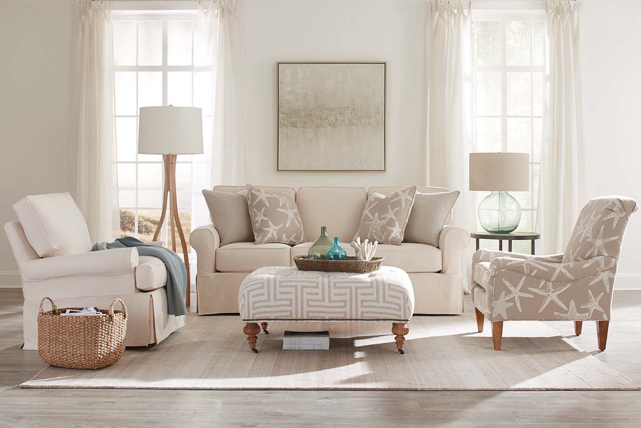 5 Living Room Ottoman Styles to Consider for Your Home